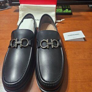 Salvatore Ferragamo Moccasin with Gancini ornament - Size 12 EE